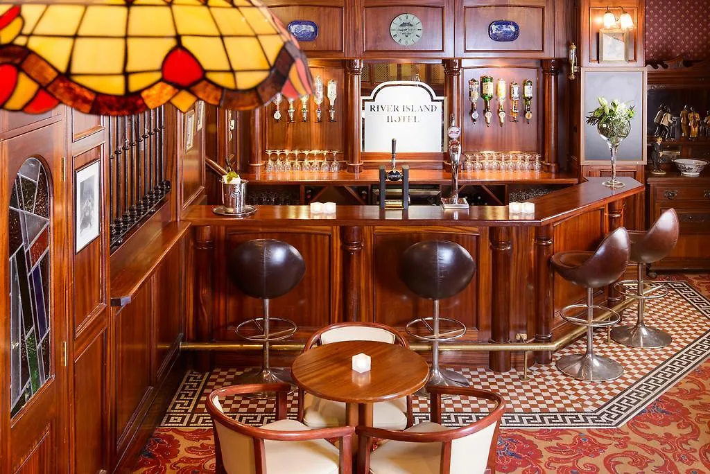 River Island Hotel Castleisland Irland